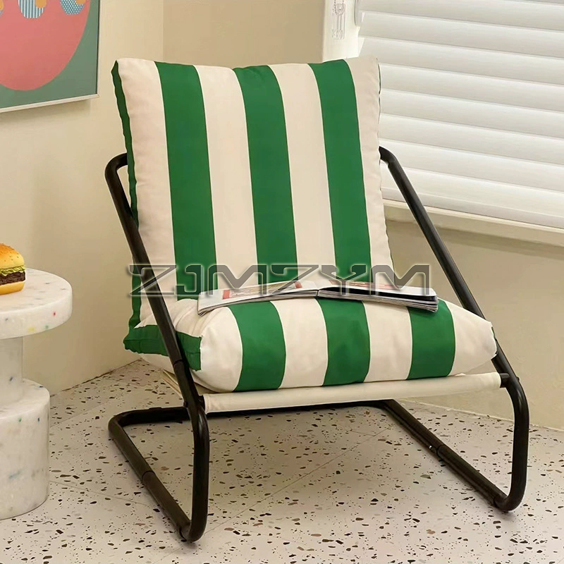 Minimalist Metal Chairs Red An - Outdoor Furniture Green recension och pris